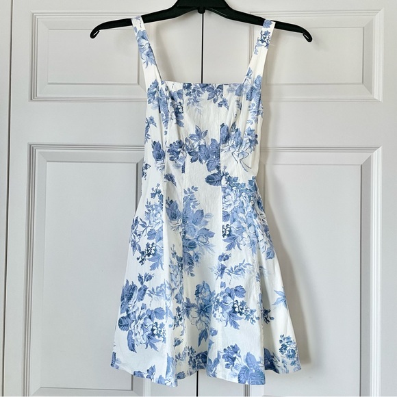 Abercrombie & Fitch Stretch A-Line Mini Dress Floral Blue and White Dress xxsp - Picture 2 of 6